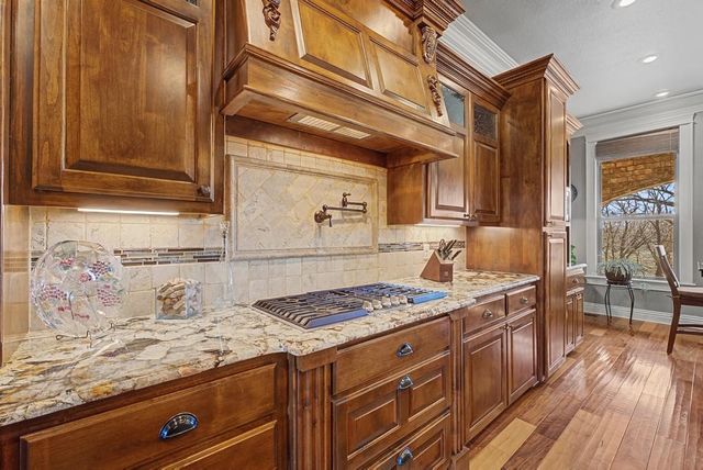 1270 Edinburgh Loop, Springdale, AR 72762