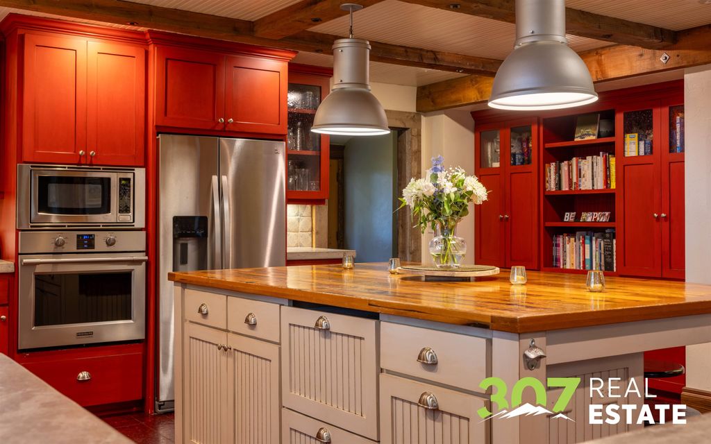 1420 Meadow Ln Ave, Cody, WY 82414 photo 29