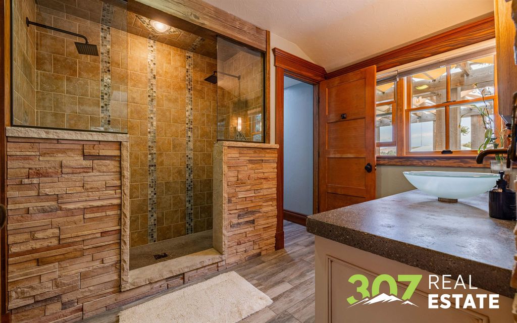 1420 Meadow Ln Ave, Cody, WY 82414 photo 42