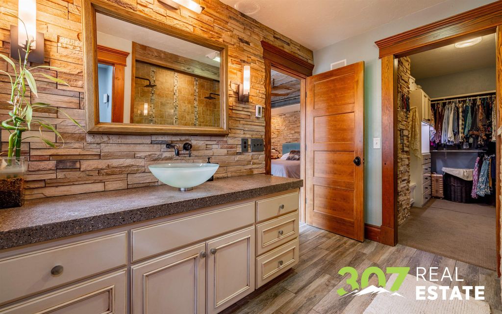 1420 Meadow Ln Ave, Cody, WY 82414 photo 44