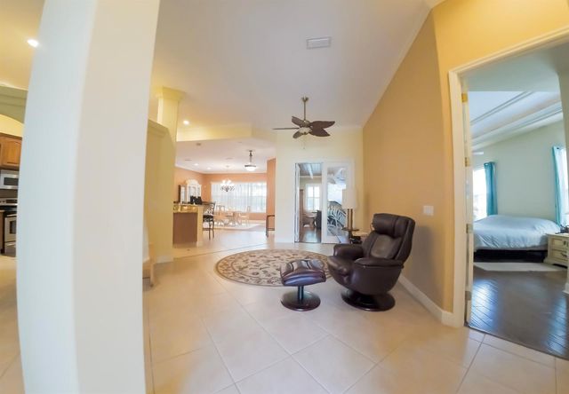 9908 SE 67th Avenue Road, Belleview, FL 34420