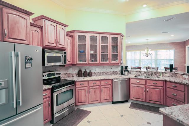 9908 SE 67th Avenue Road, Belleview, FL 34420