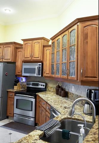 9908 SE 67th Avenue Road, Belleview, FL 34420