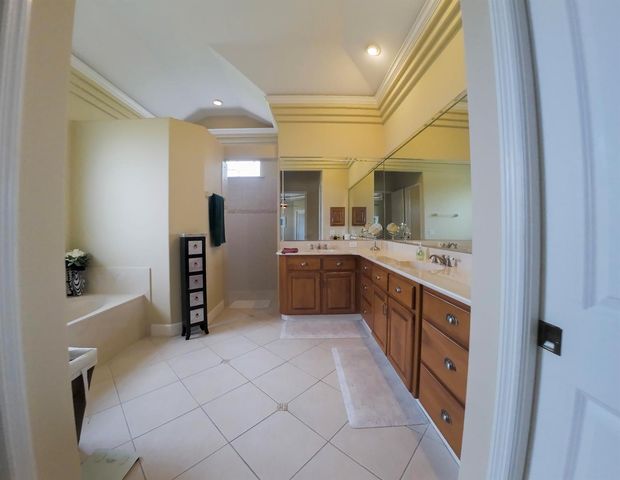 9908 SE 67th Avenue Road, Belleview, FL 34420