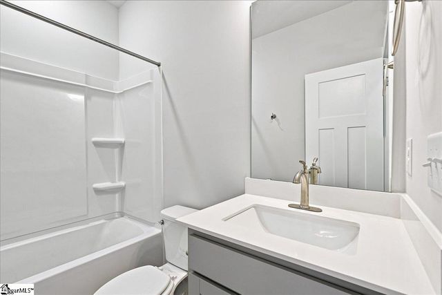 449 Amaryllis Lane, Woodruff, SC 29388