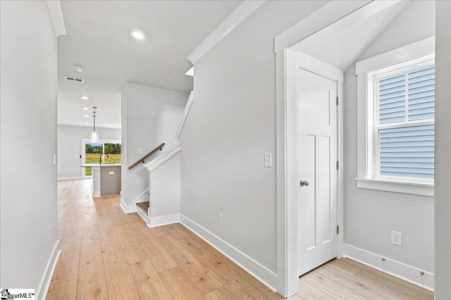 449 Amaryllis Lane, Woodruff, SC 29388