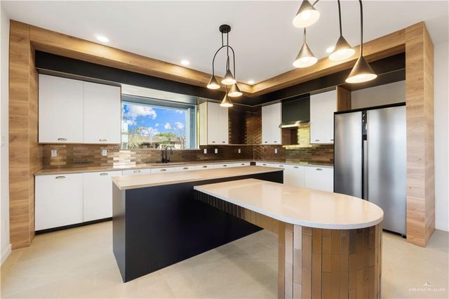 3409 S L Street, Mcallen, TX 78503