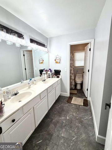 2105 Bentbrooke Trail, Lawrenceville, GA 30043