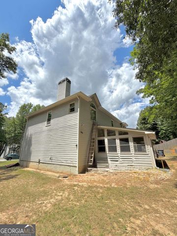 2105 Bentbrooke Trail, Lawrenceville, GA 30043