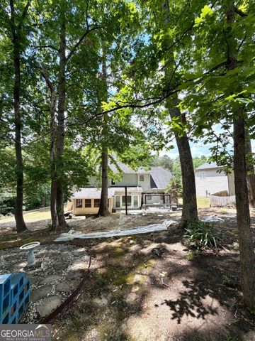 2105 Bentbrooke Trail, Lawrenceville, GA 30043