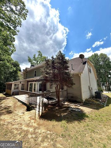 2105 Bentbrooke Trail, Lawrenceville, GA 30043
