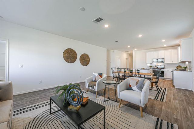 3075 Clydesdale Drive, Alvin, TX 77511