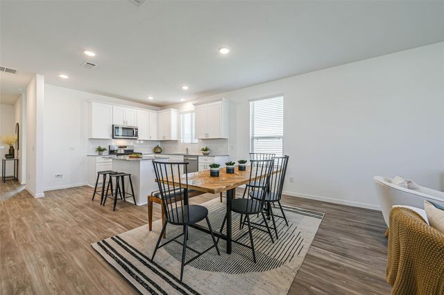 3075 Clydesdale Drive, Alvin, TX 77511