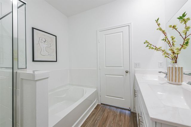 3075 Clydesdale Drive, Alvin, TX 77511