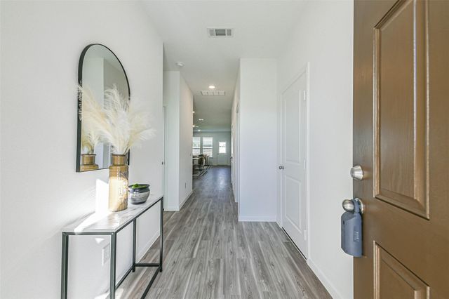 3075 Clydesdale Drive, Alvin, TX 77511