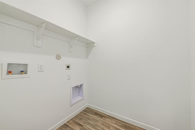 3075 Clydesdale Drive, Alvin, TX 77511