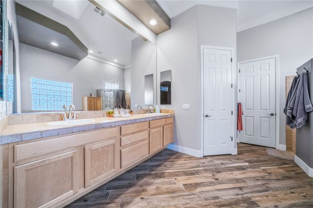 2834 Sidewheel Drive, Bullhead City, AZ 86429