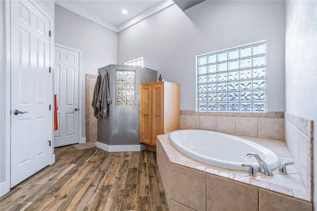 2834 Sidewheel Drive, Bullhead City, AZ 86429