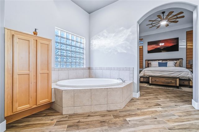 2834 Sidewheel Drive, Bullhead City, AZ 86429