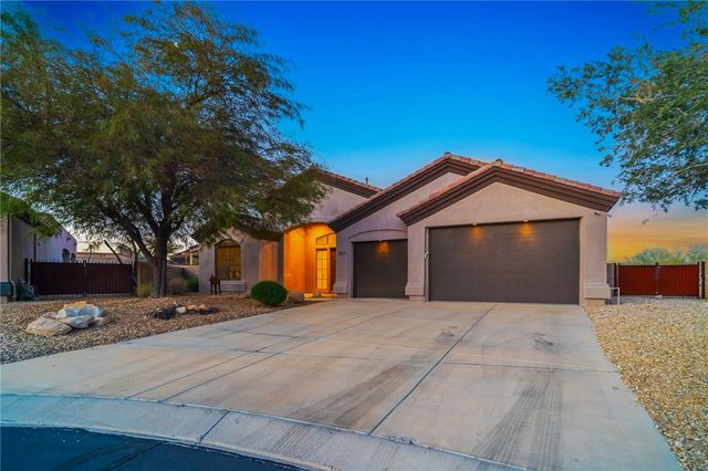 2834 Sidewheel Drive, Bullhead City, AZ 86429