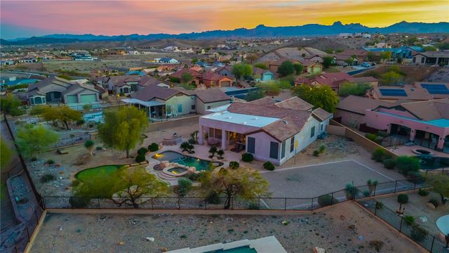 2834 Sidewheel Drive, Bullhead City, AZ 86429