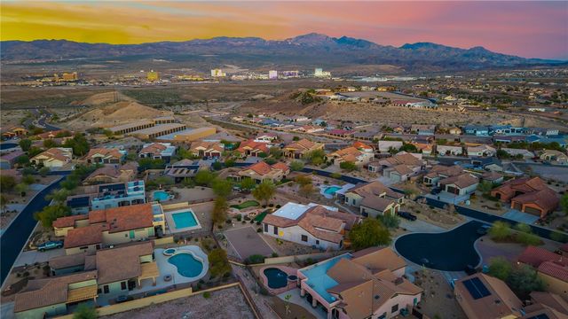 2834 Sidewheel Drive, Bullhead City, AZ 86429