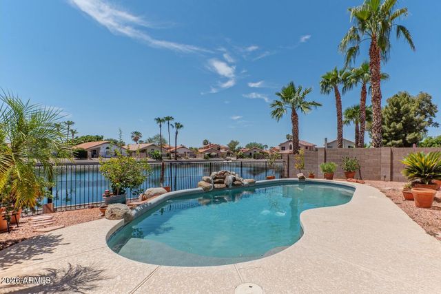 7573 W KERRY Lane, Glendale, AZ 85308