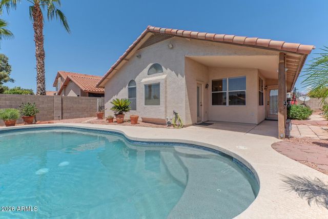7573 W KERRY Lane, Glendale, AZ 85308