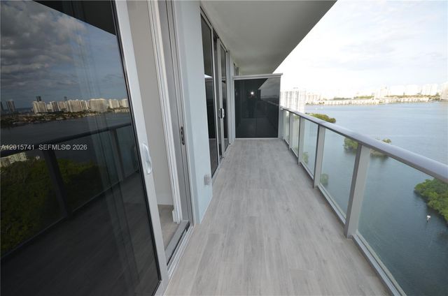 16385 Biscayne Blvd 519, North Miami Beach, FL 33160