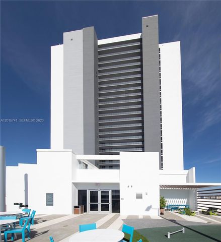 16385 Biscayne Blvd 519, North Miami Beach, FL 33160
