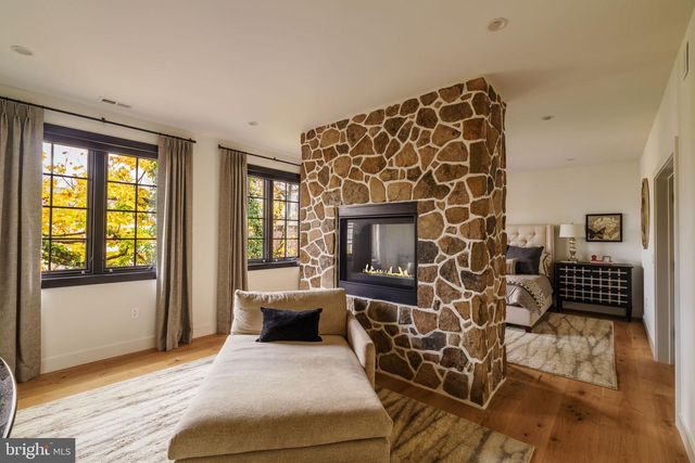 27 W MECHANIC ST, New Hope, PA 18938