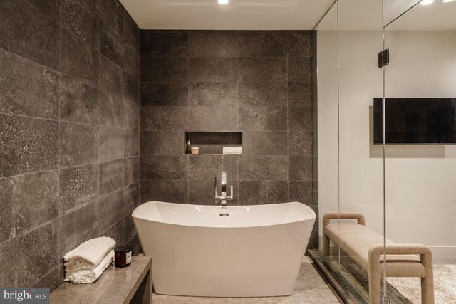 27 W MECHANIC ST, New Hope, PA 18938