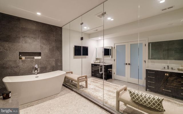 27 W MECHANIC ST, New Hope, PA 18938