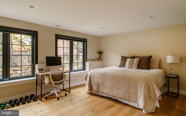 27 W MECHANIC ST, New Hope, PA 18938