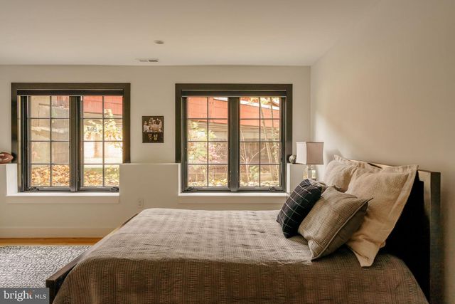 27 W MECHANIC ST, New Hope, PA 18938