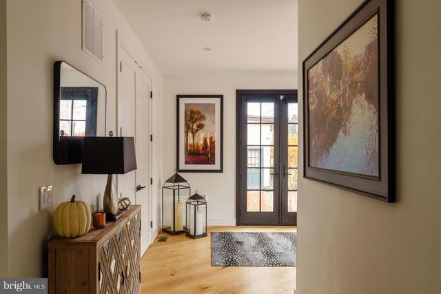 27 W MECHANIC ST, New Hope, PA 18938