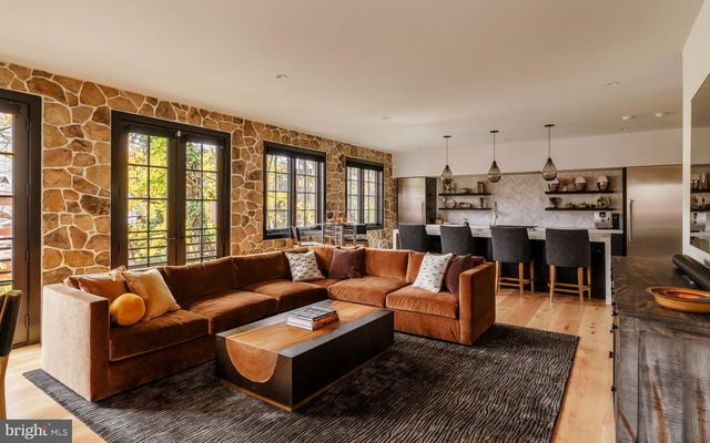 27 W MECHANIC ST, New Hope, PA 18938