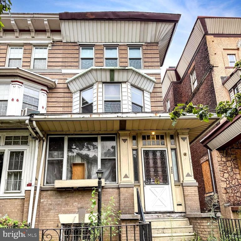 4906 WALNUT ST, Philadelphia, PA 19139