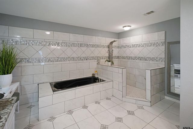 4470 County Road 2208, Greenville, TX 75402