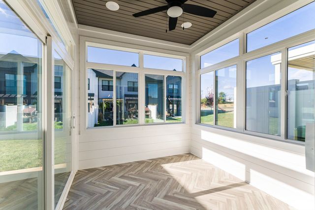 21 BARNYARD CIR, Bridgewater, VA 22812