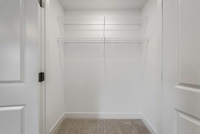 21 BARNYARD CIR, Bridgewater, VA 22812