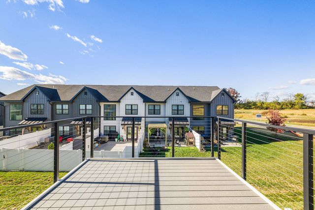 21 BARNYARD CIR, Bridgewater, VA 22812