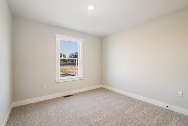 21 BARNYARD CIR, Bridgewater, VA 22812