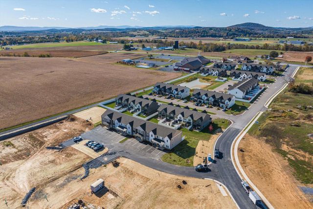 21 BARNYARD CIR, Bridgewater, VA 22812