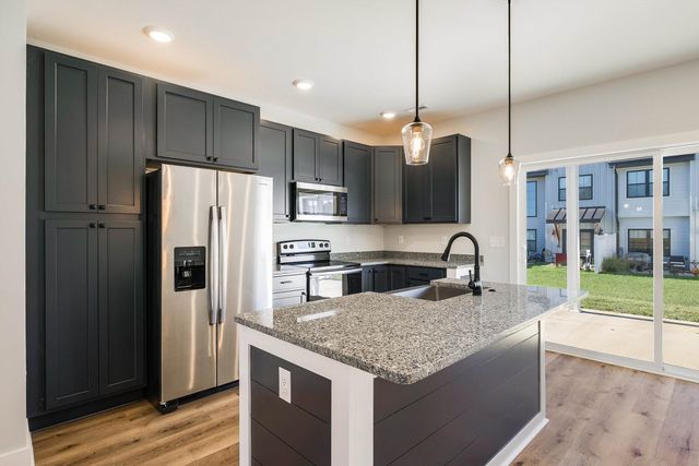 21 BARNYARD CIR, Bridgewater, VA 22812