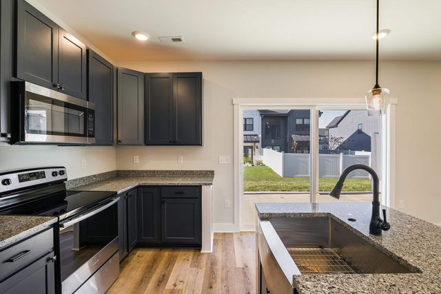 21 BARNYARD CIR, Bridgewater, VA 22812