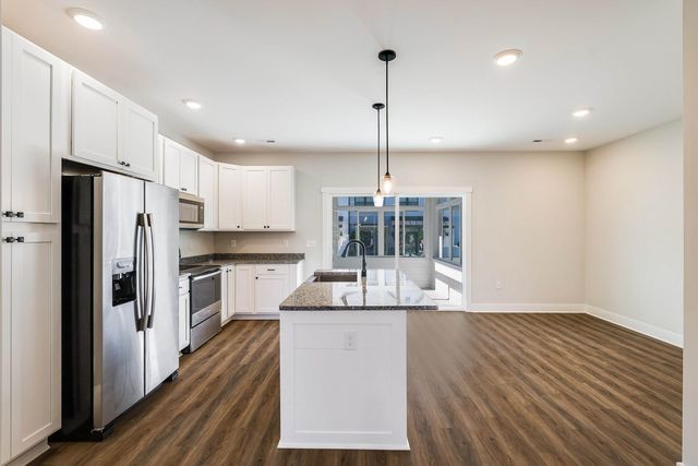 21 BARNYARD CIR, Bridgewater, VA 22812