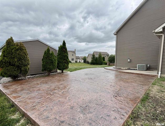 66 WARWICK Circle, Morton, IL 61550