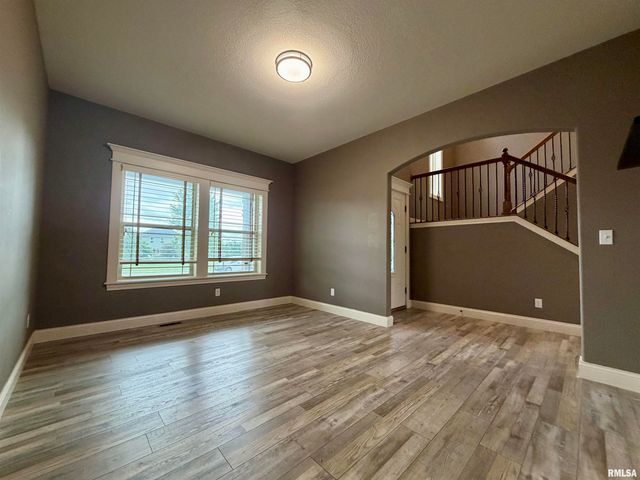66 WARWICK Circle, Morton, IL 61550
