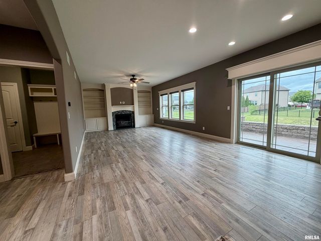 66 WARWICK Circle, Morton, IL 61550